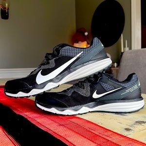 MENS NIKE JUNIPER TRAIL RUNNING SHOES SZ 11